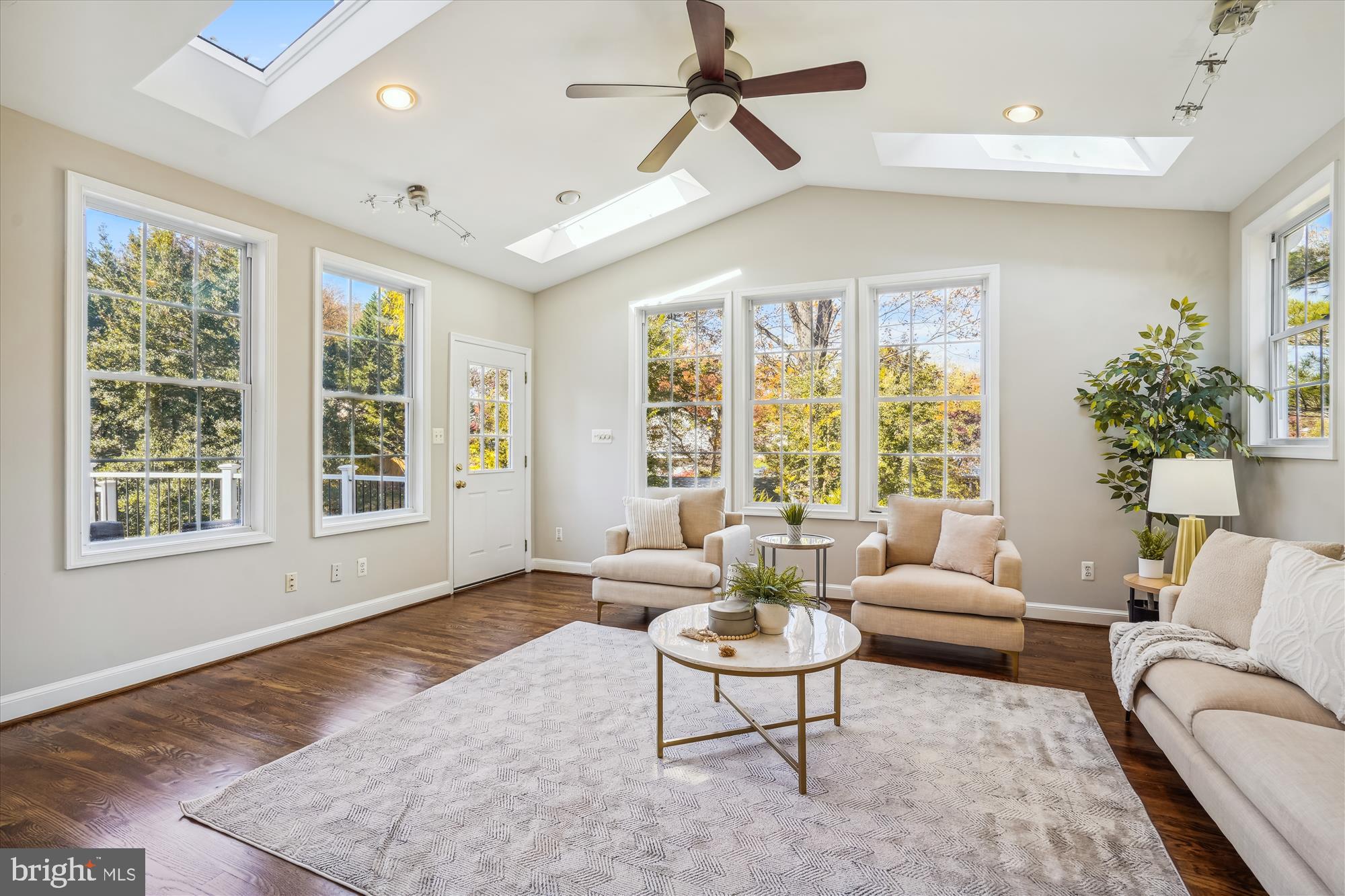 TYSONS WEST - Residential