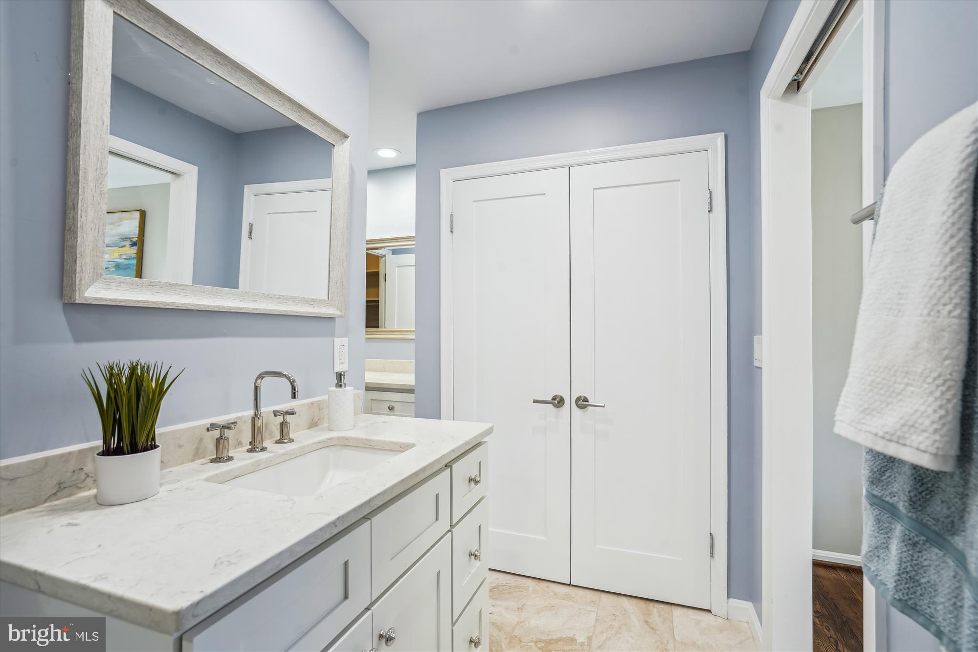 TYSONS WEST - Residential