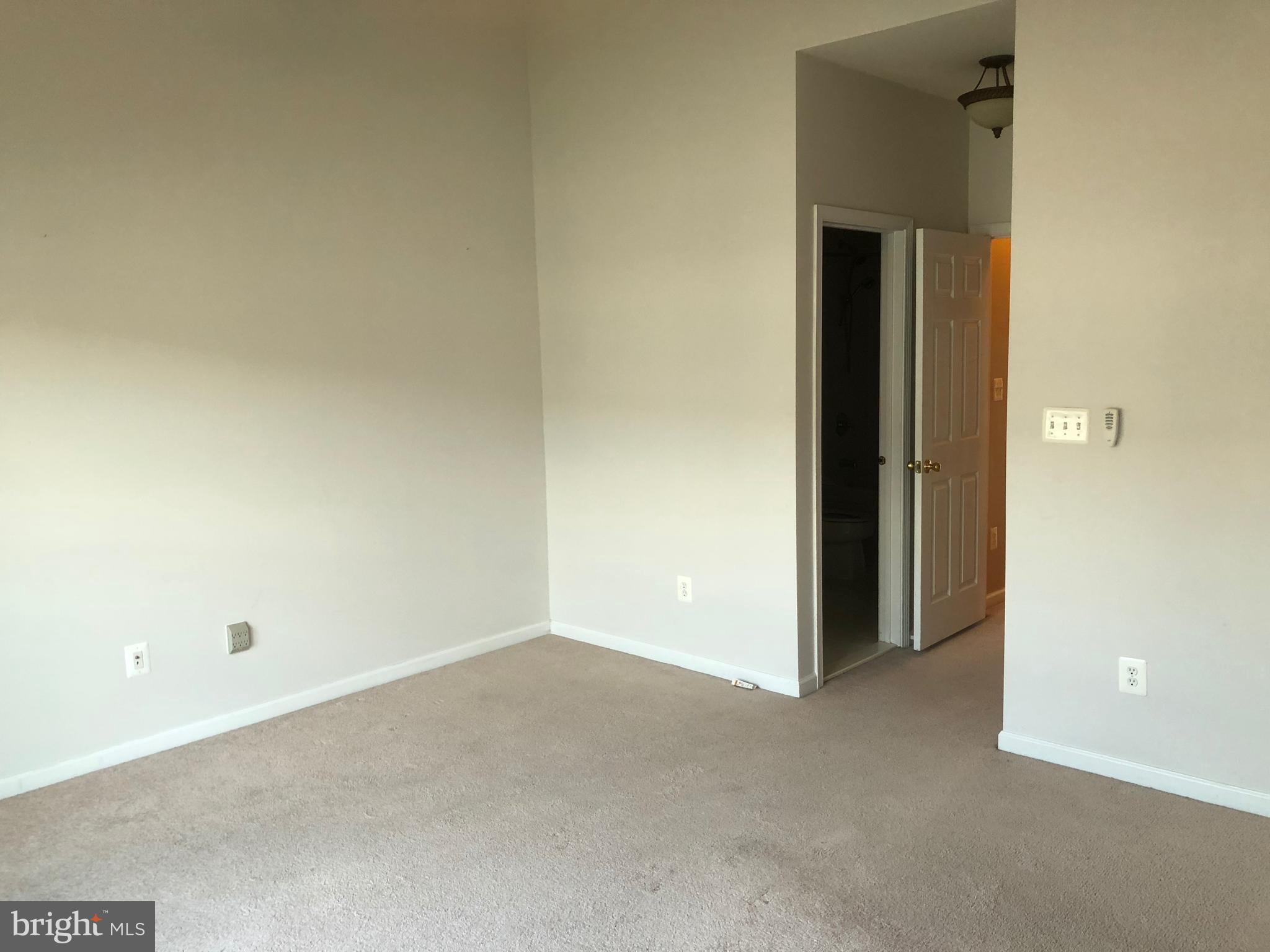 SOUTH RIDING - Residential Lease