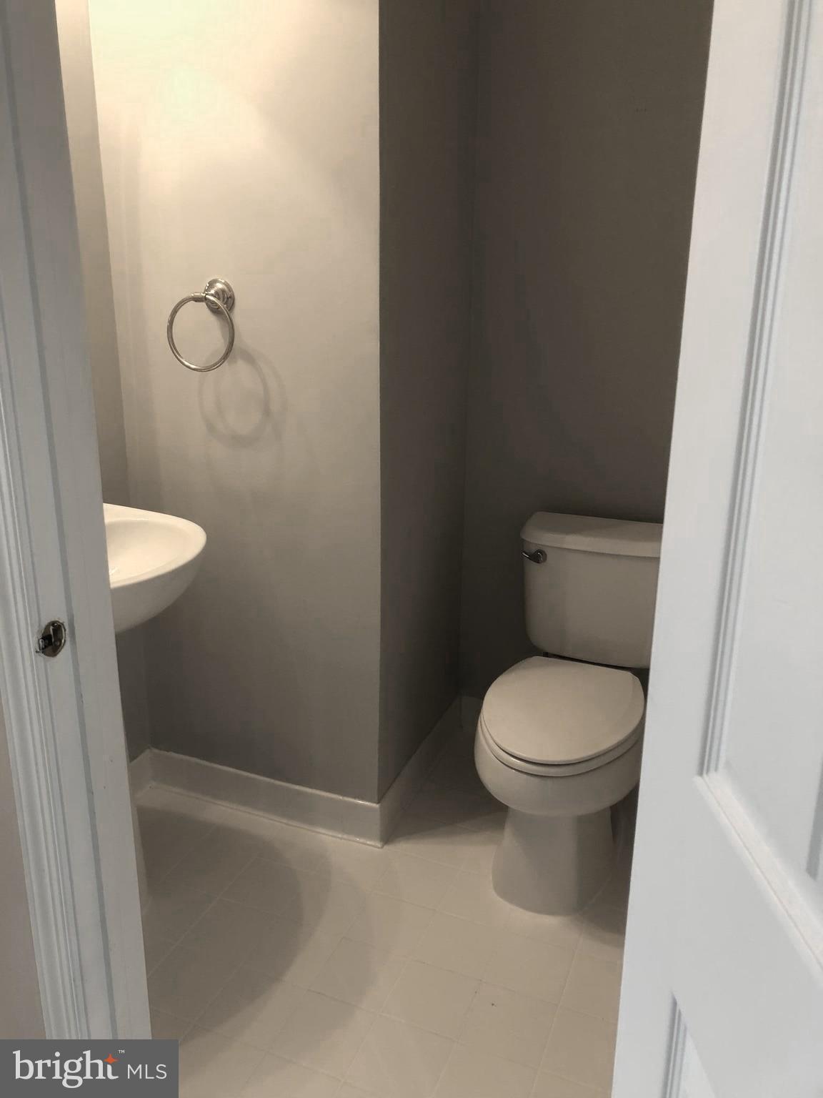 SOUTH RIDING - Residential Lease