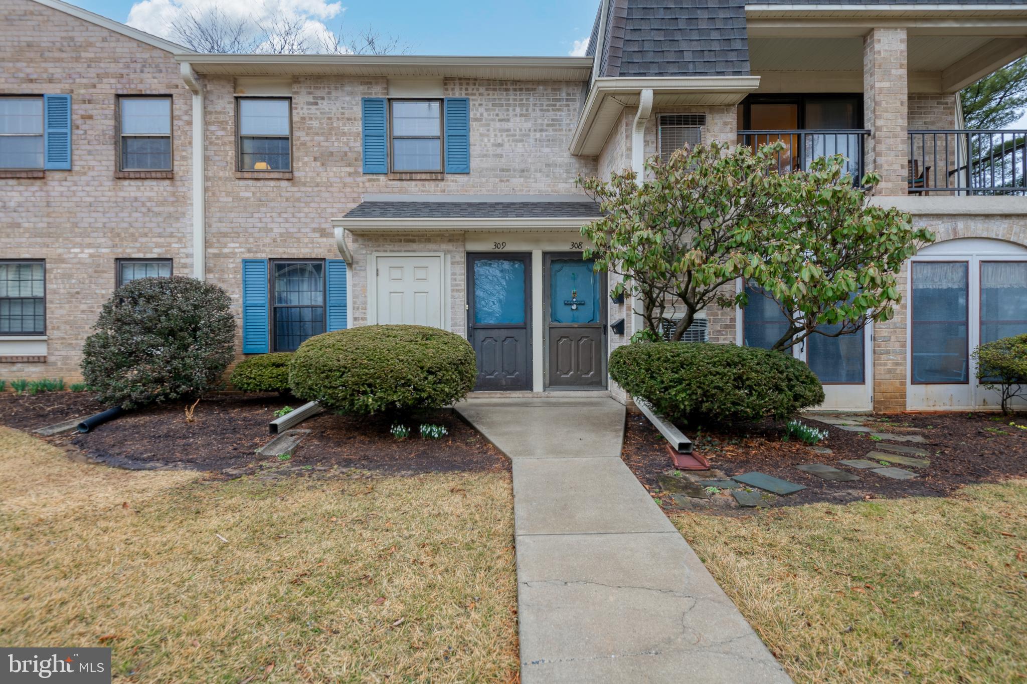 VALLEYBROOK ESTATES - Residential