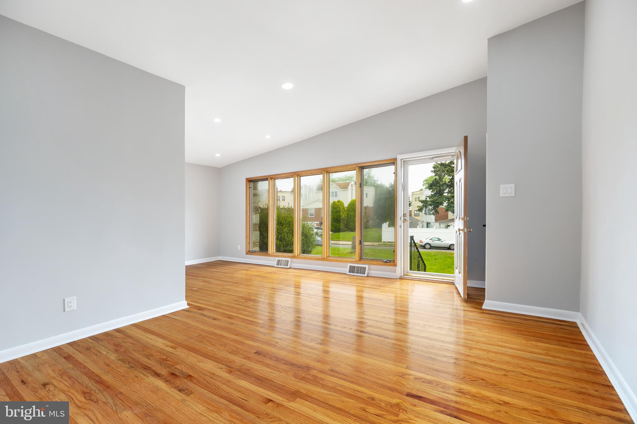 WINCHESTER PARK - Residential