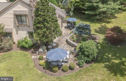 Townhouse For Sale - 8 Sugar Knoll Drive<br/> DEVON, PA 19333