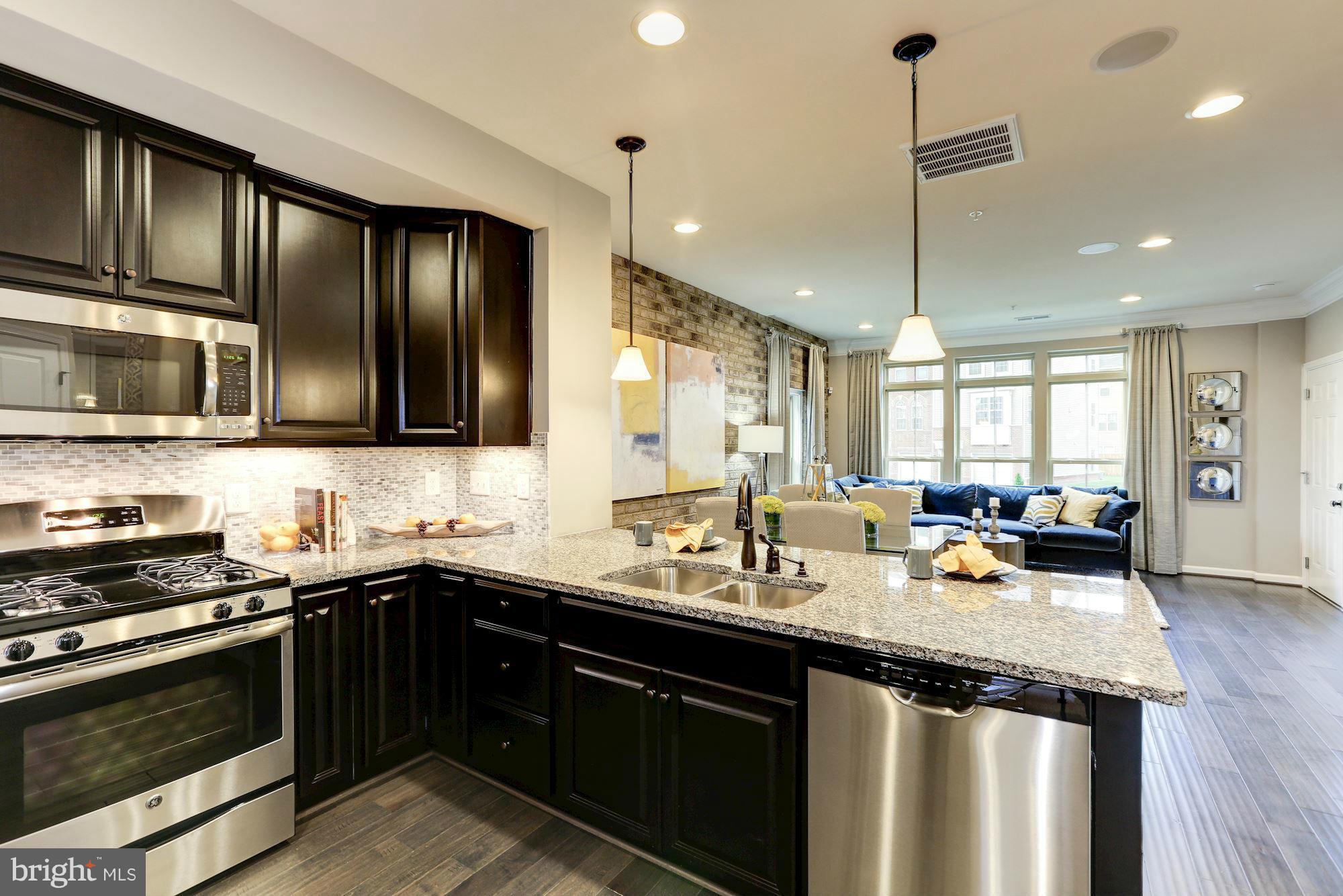 EDITORS PARK - Residential