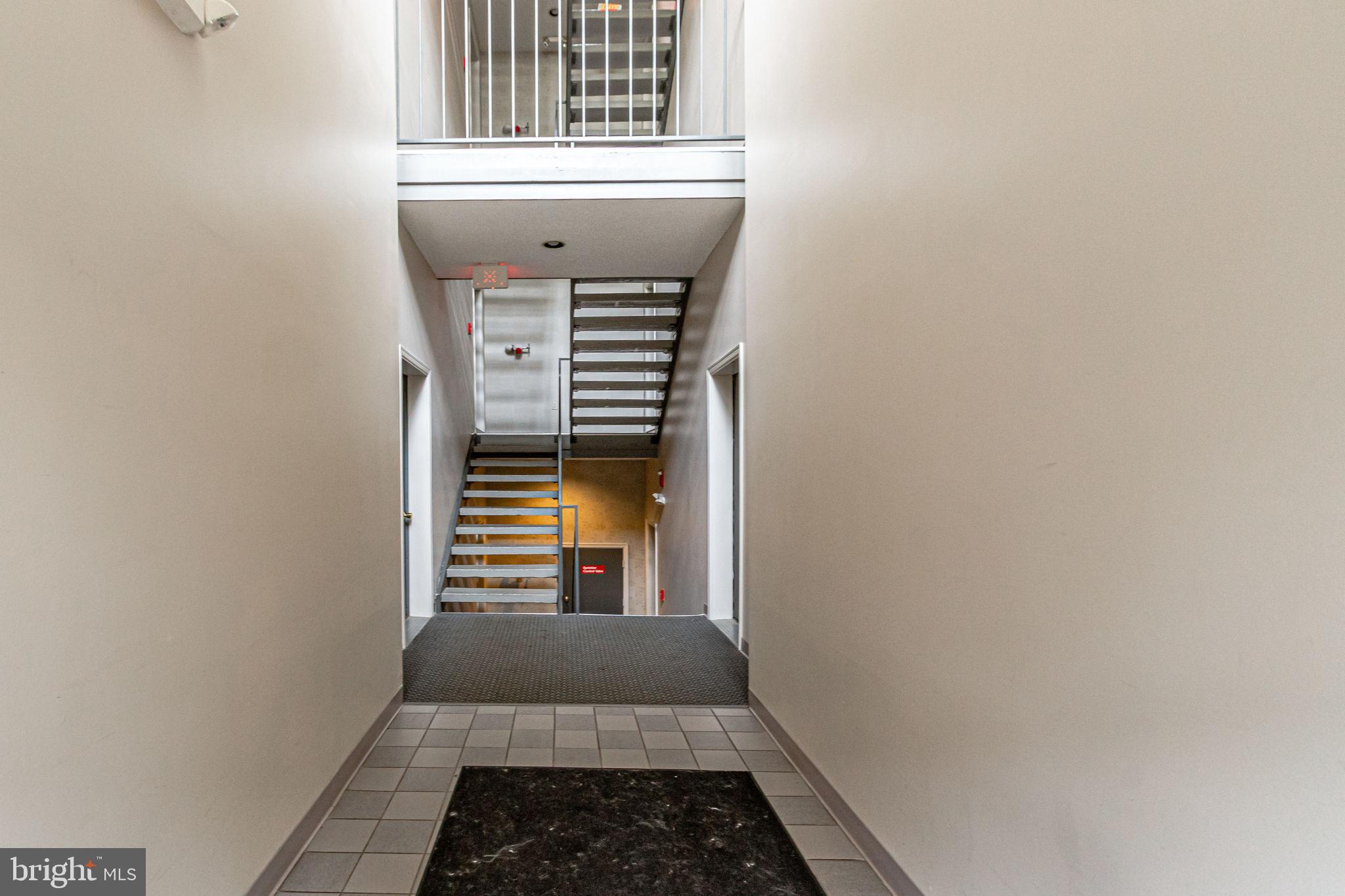 HILLWOOD - Residential