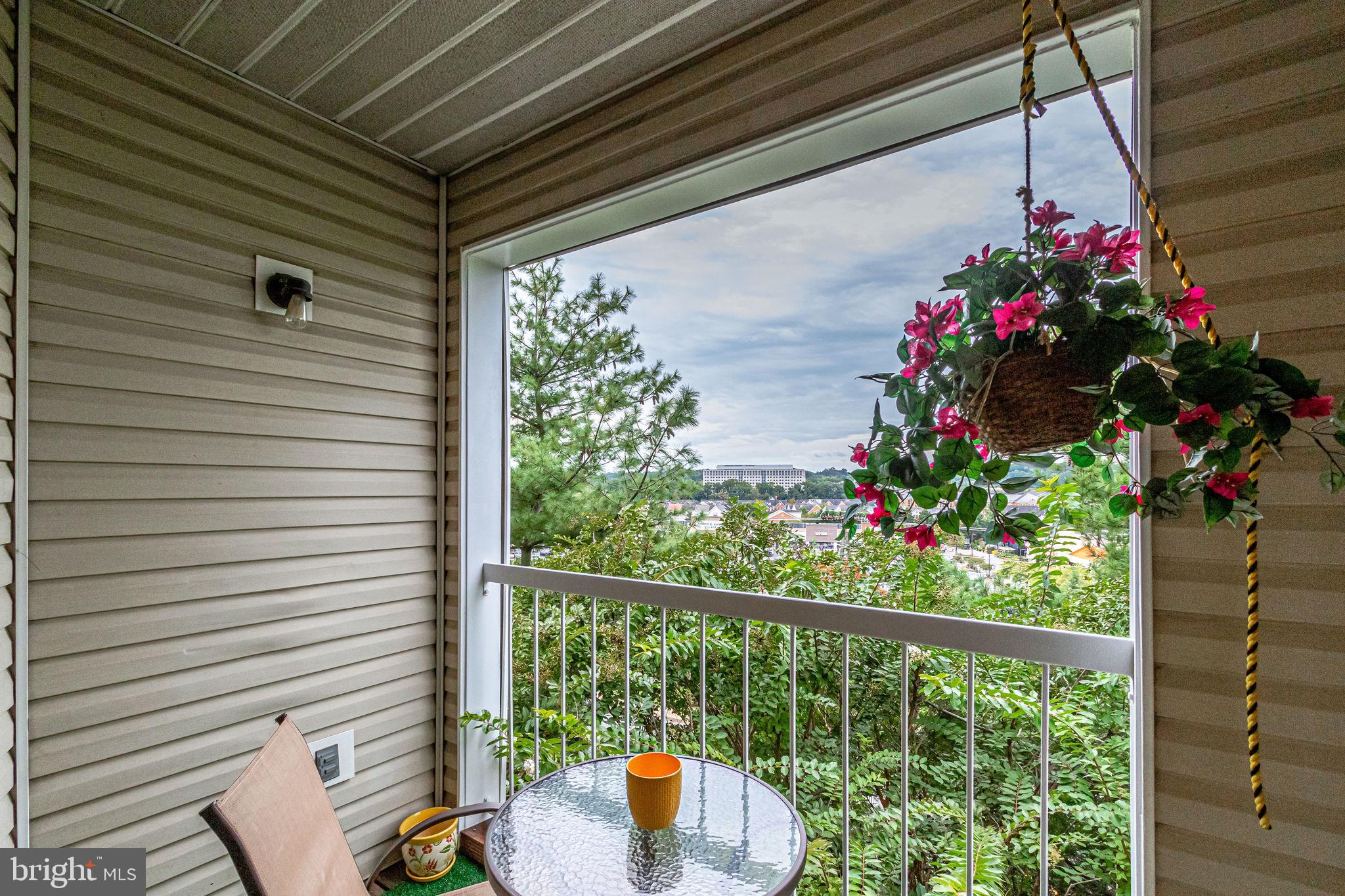 HILLWOOD - Residential