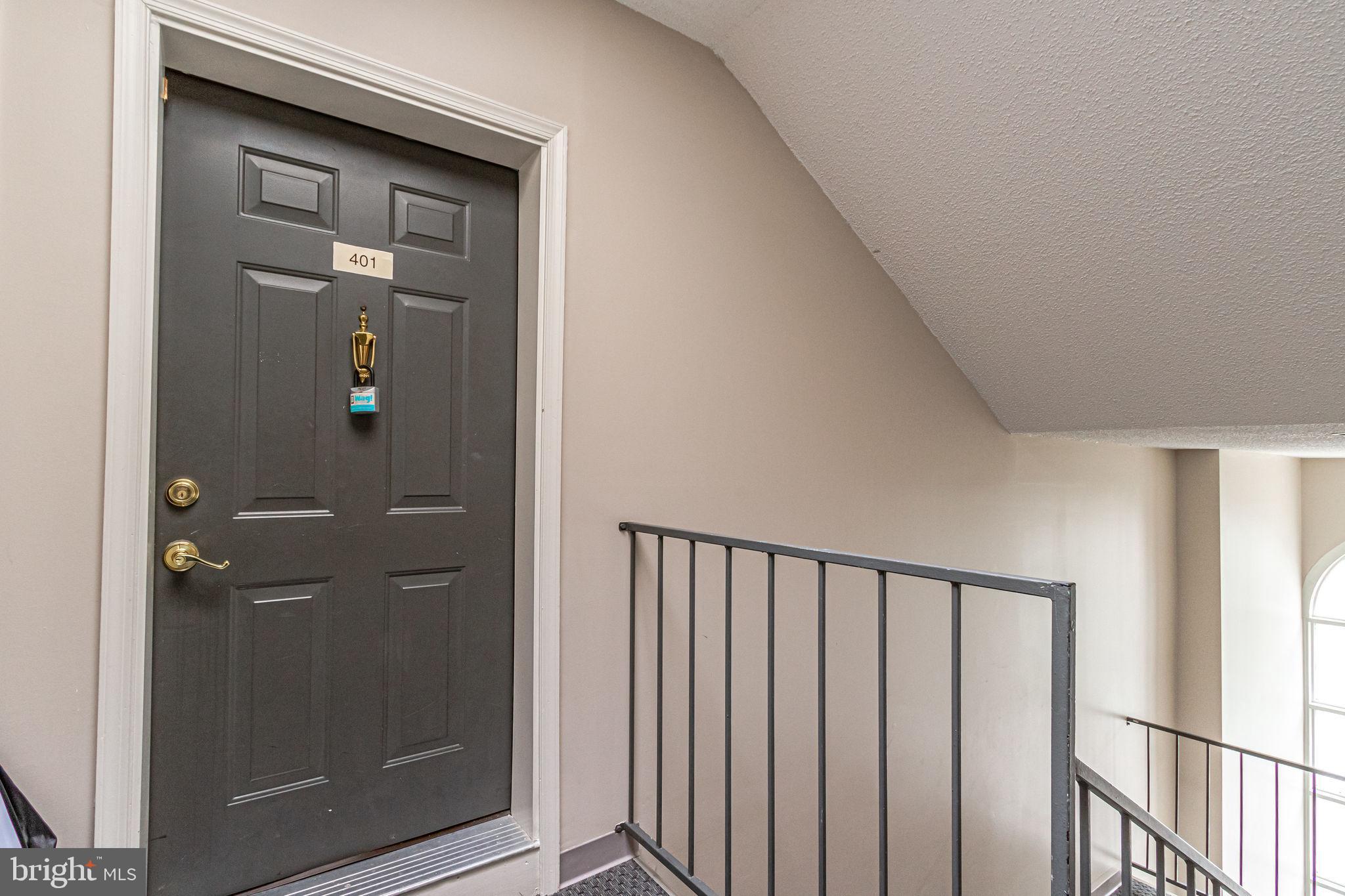 HILLWOOD - Residential