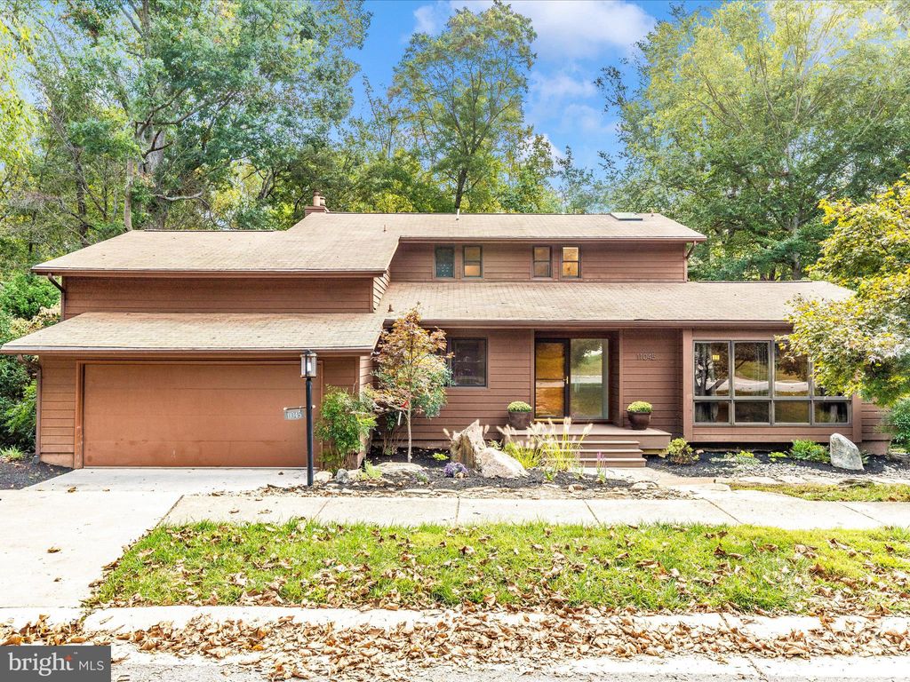 Photo of 11045 Wood Elves Way, COLUMBIA, MD 21044 (MLS # MDHW2060000)