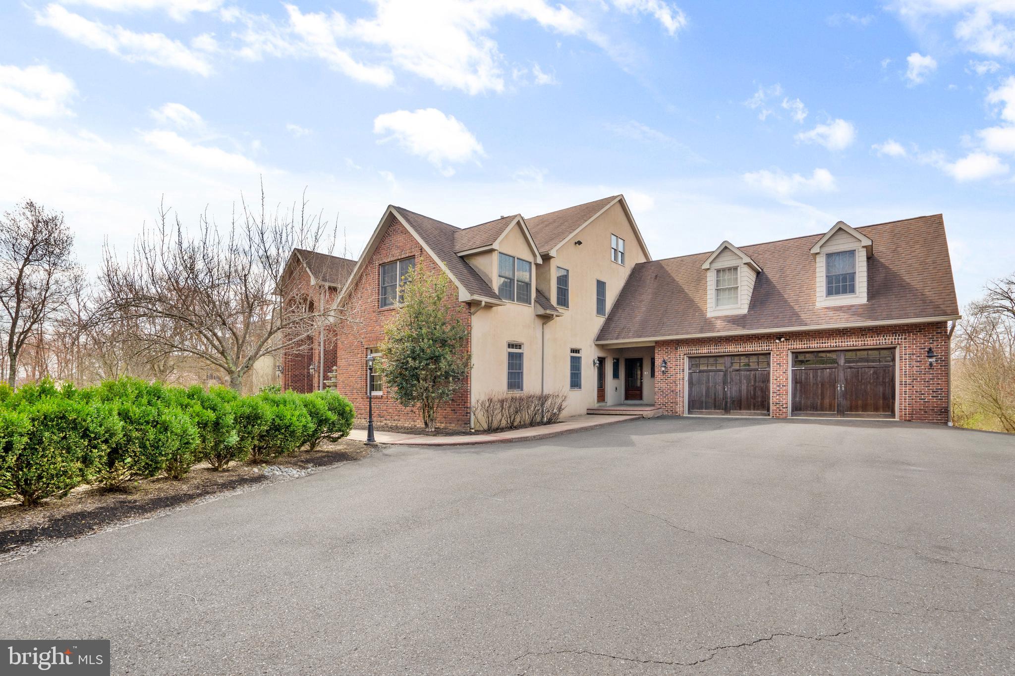 DOYLESTOWN - Residential