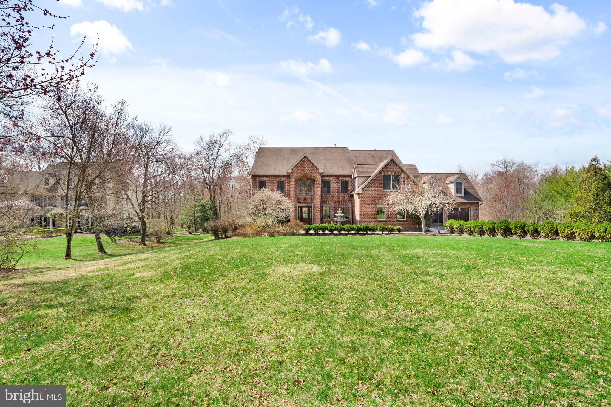 DOYLESTOWN - Residential