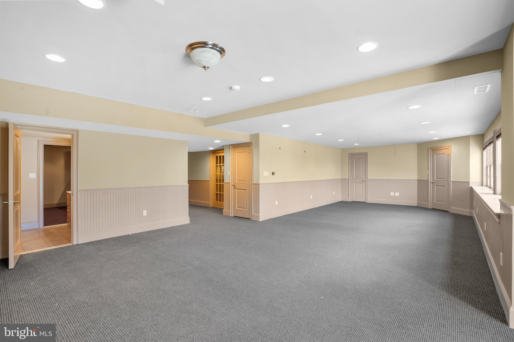 DOYLESTOWN - Residential