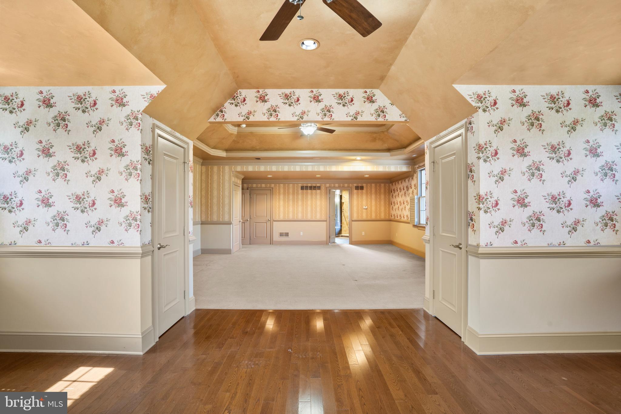 DOYLESTOWN - Residential