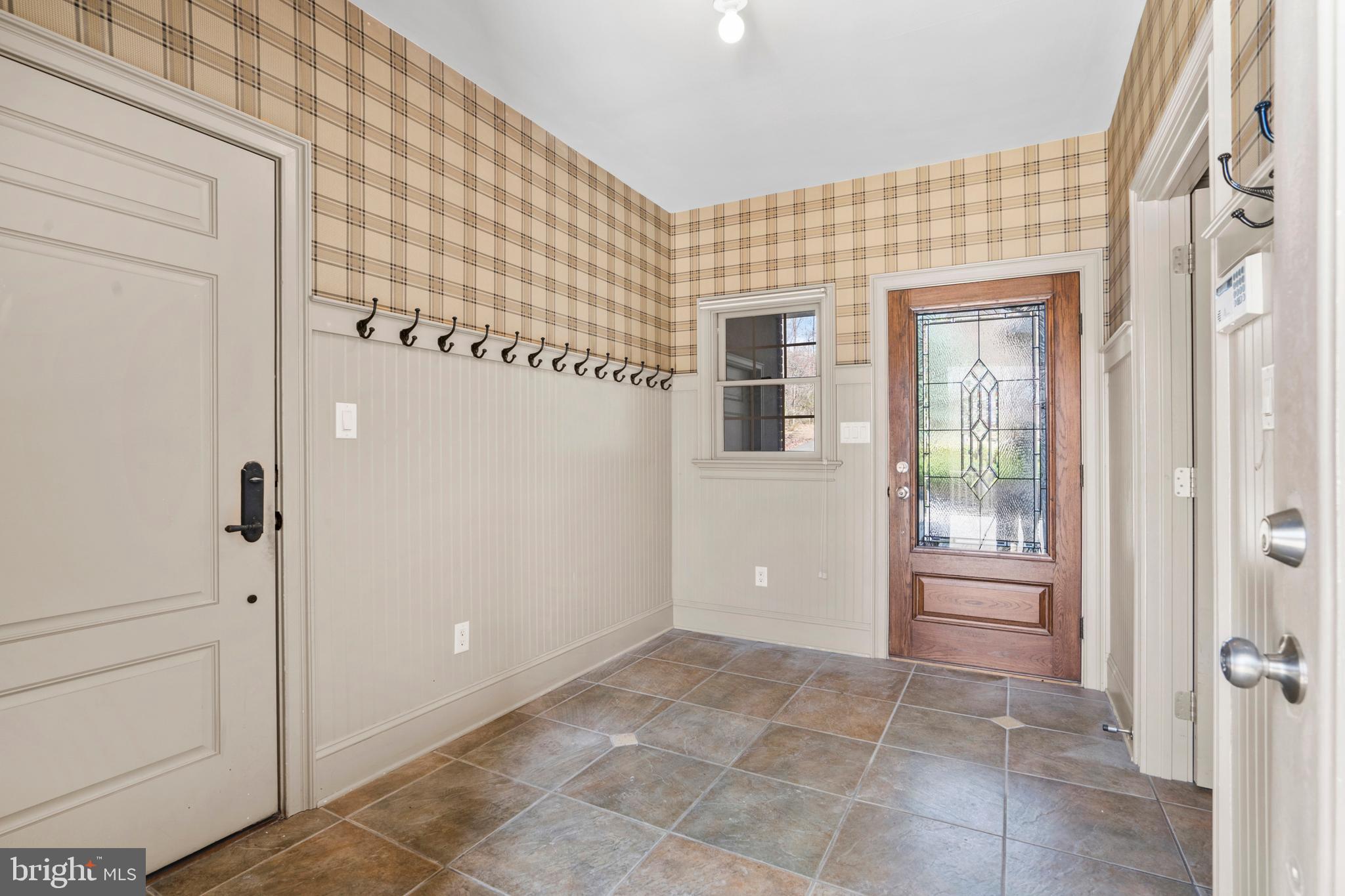 DOYLESTOWN - Residential
