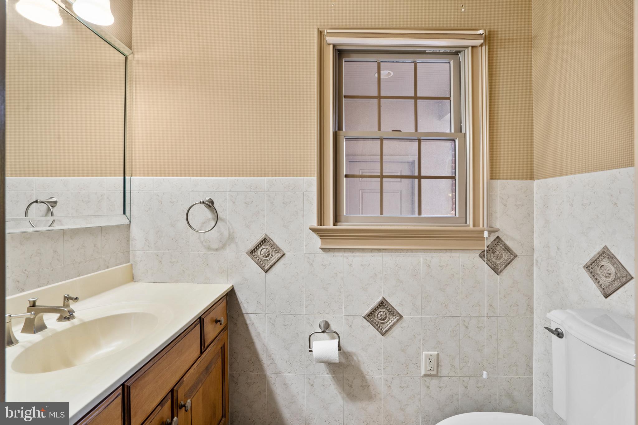 DOYLESTOWN - Residential