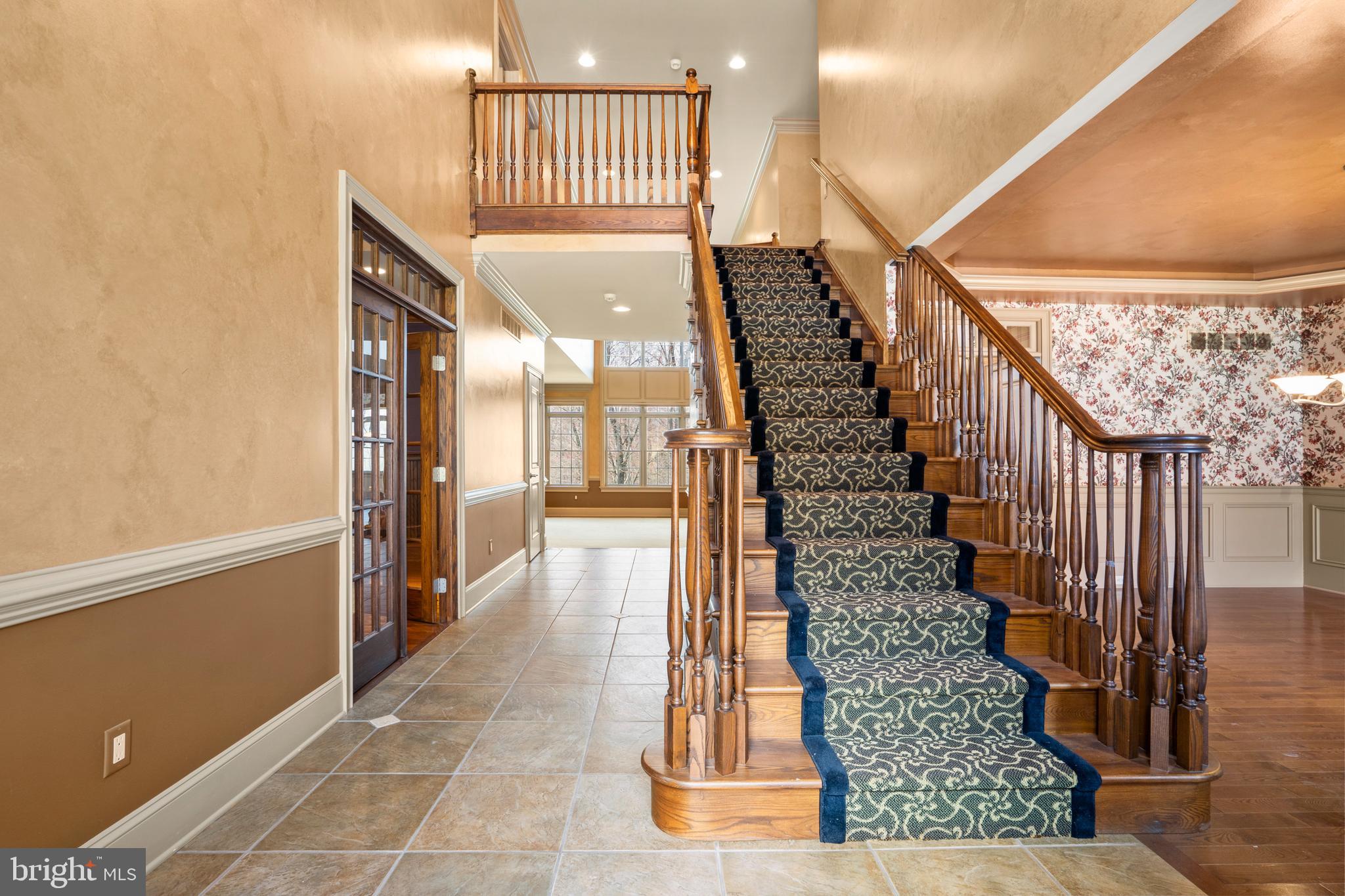 DOYLESTOWN - Residential