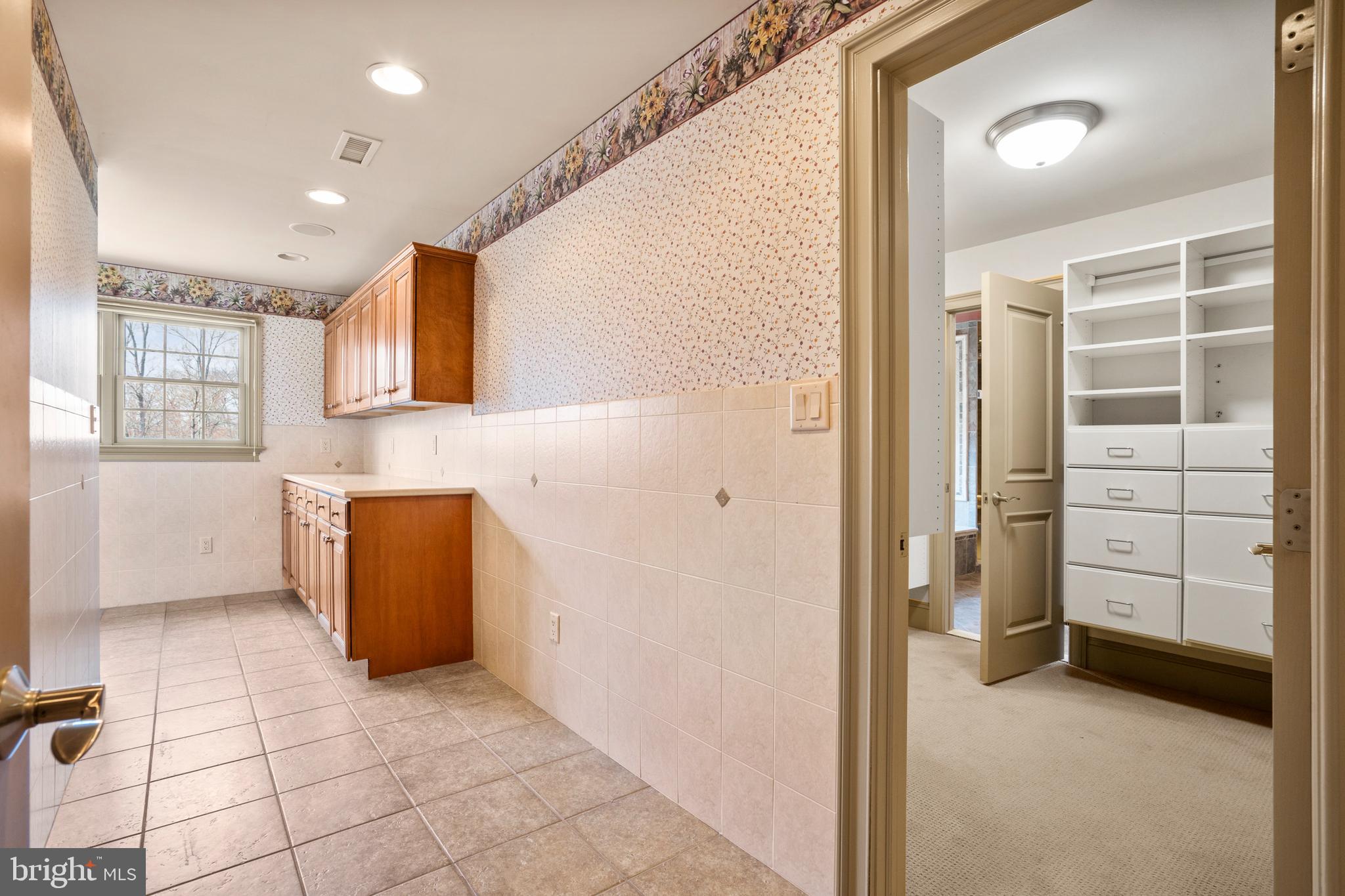 DOYLESTOWN - Residential