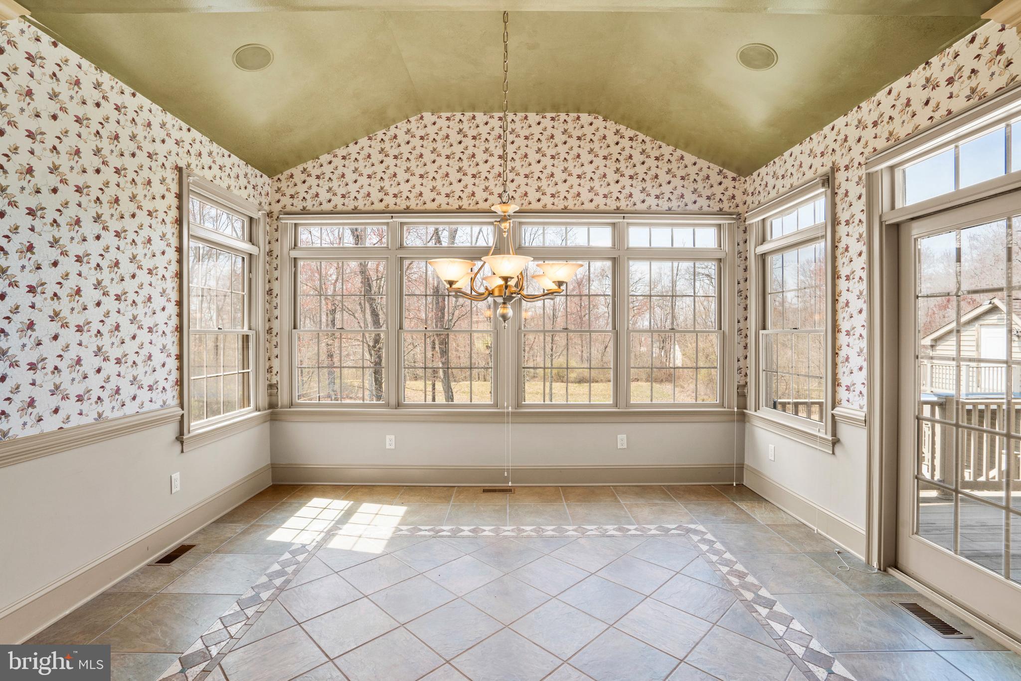 DOYLESTOWN - Residential
