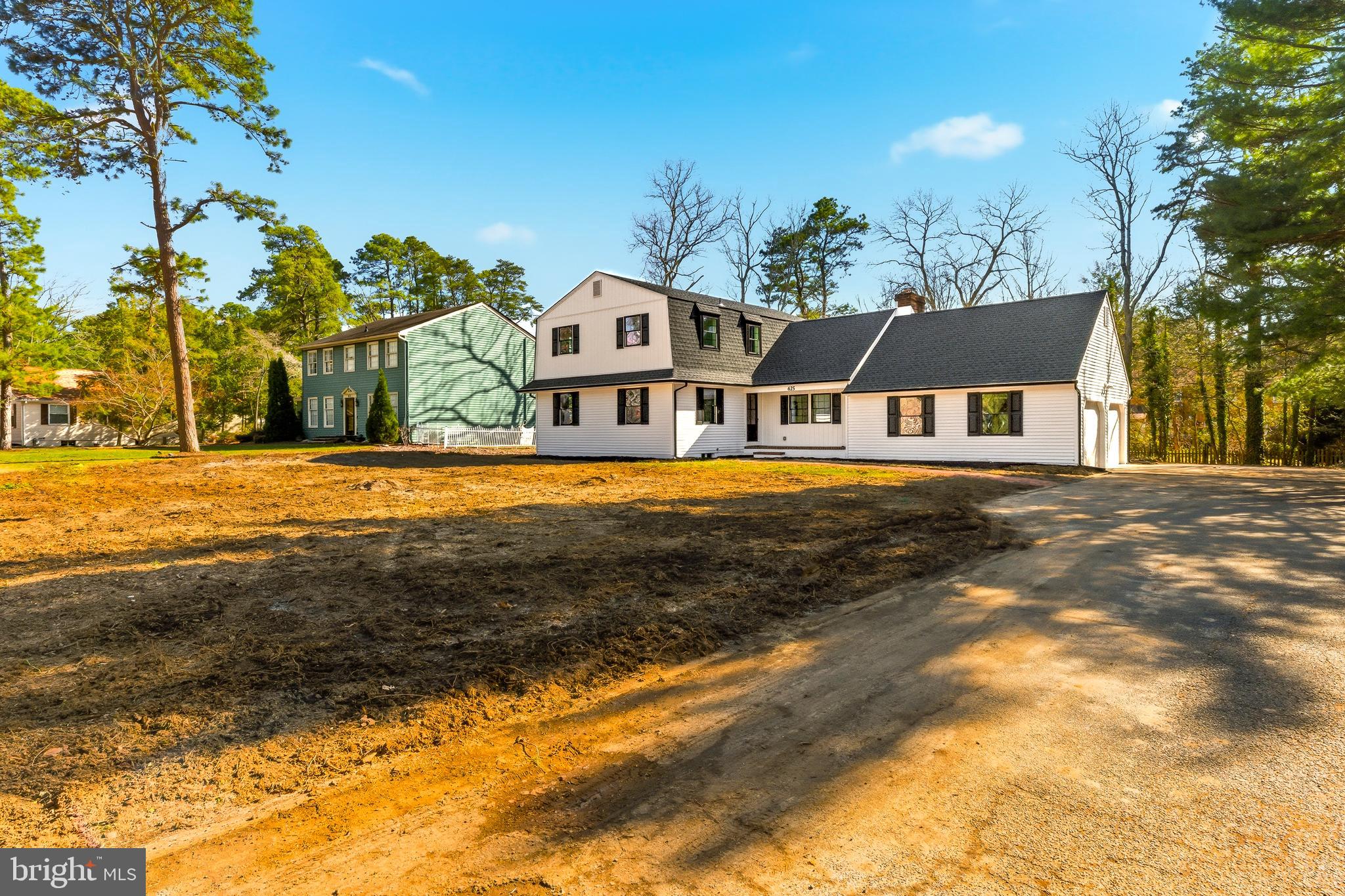 625 DOVE DRIVE