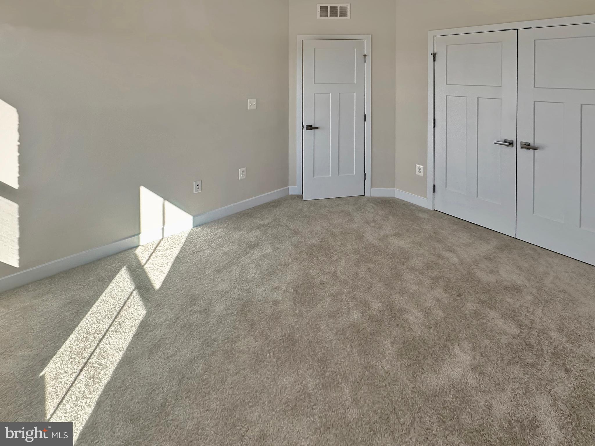 SOUTHLAKE PLAT 1 - Residential Lease