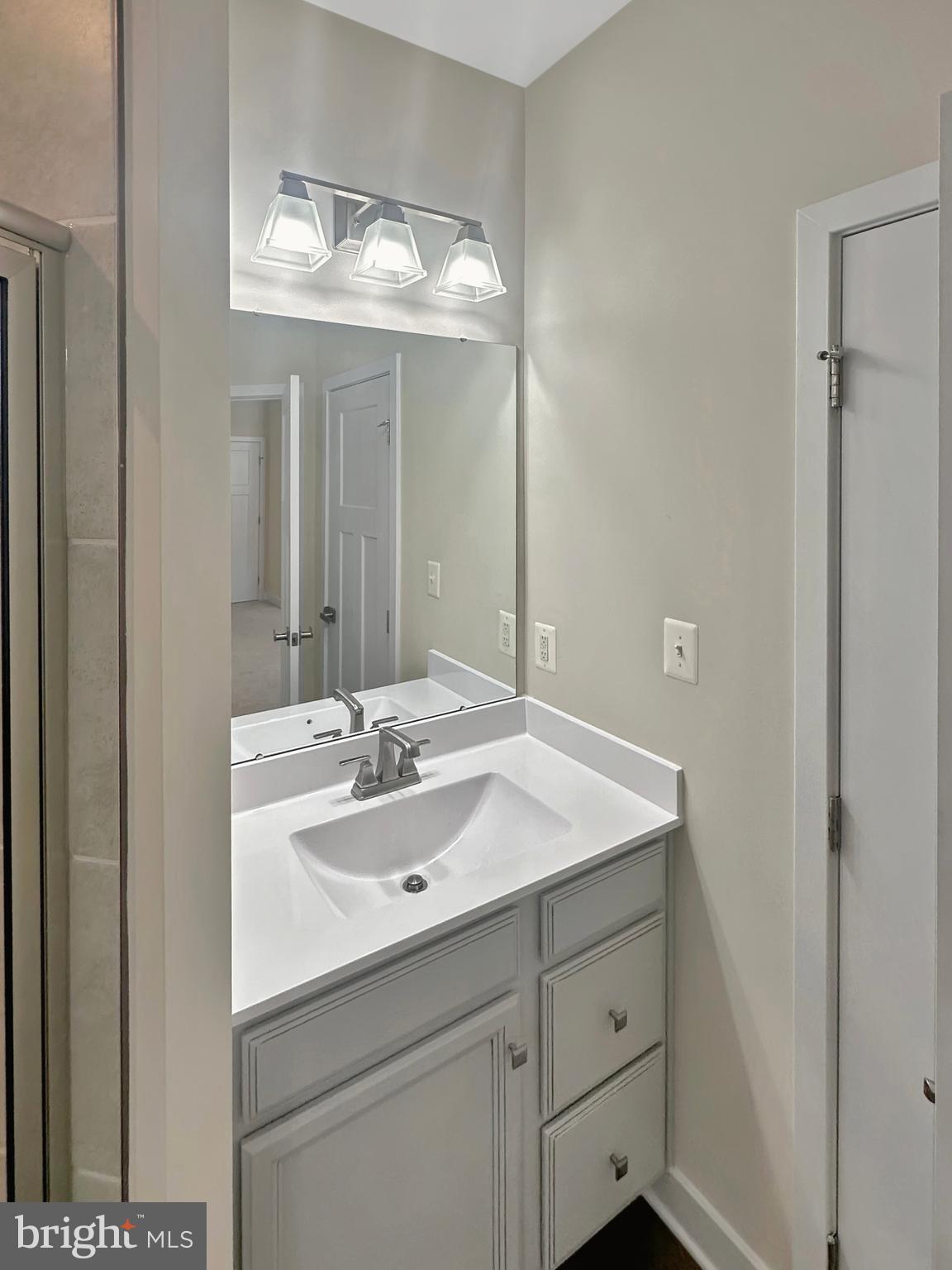 SOUTHLAKE PLAT 1 - Residential Lease