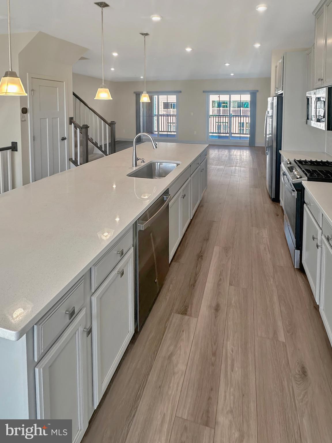 SOUTHLAKE PLAT 1 - Residential Lease