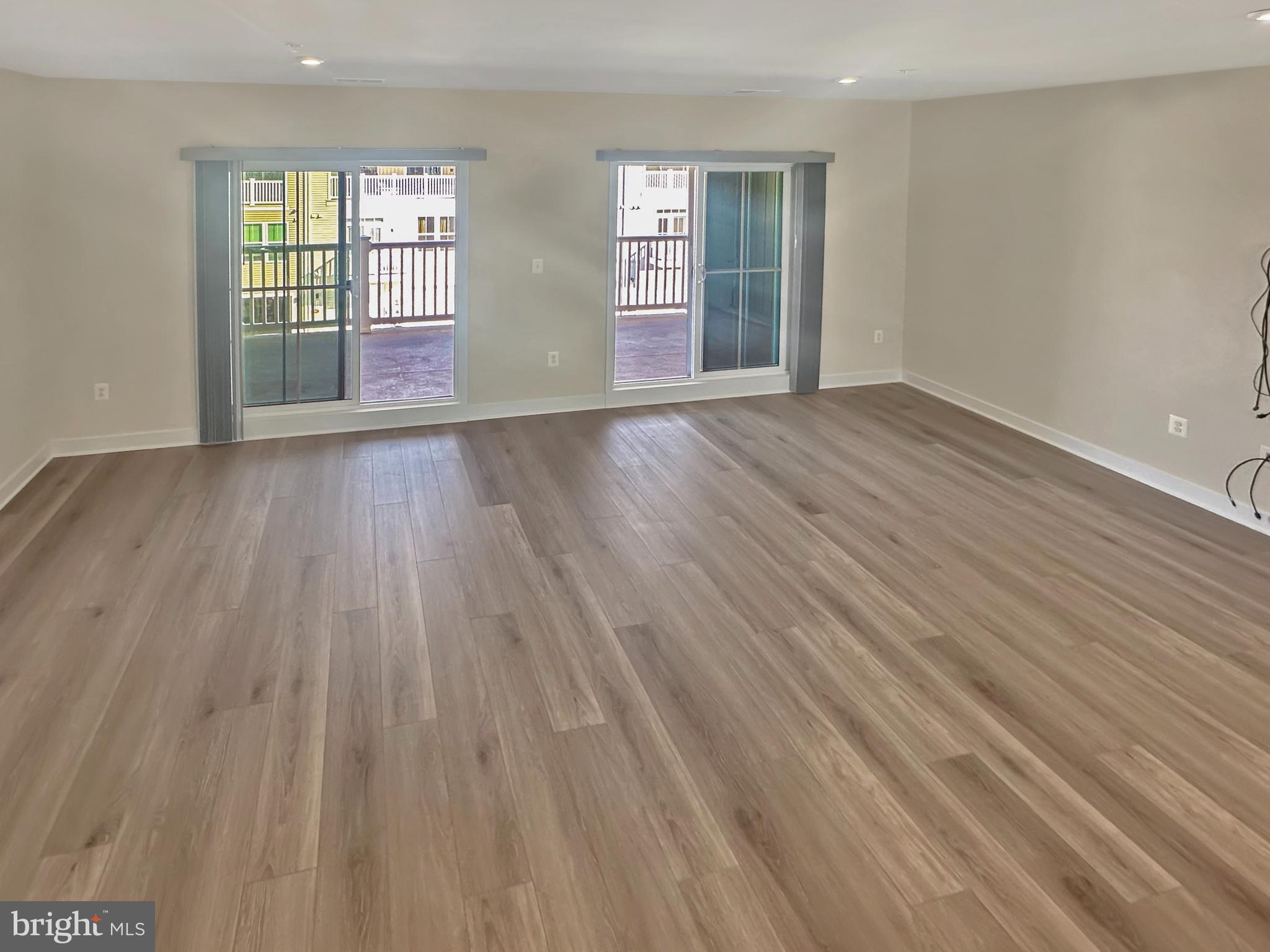 SOUTHLAKE PLAT 1 - Residential Lease