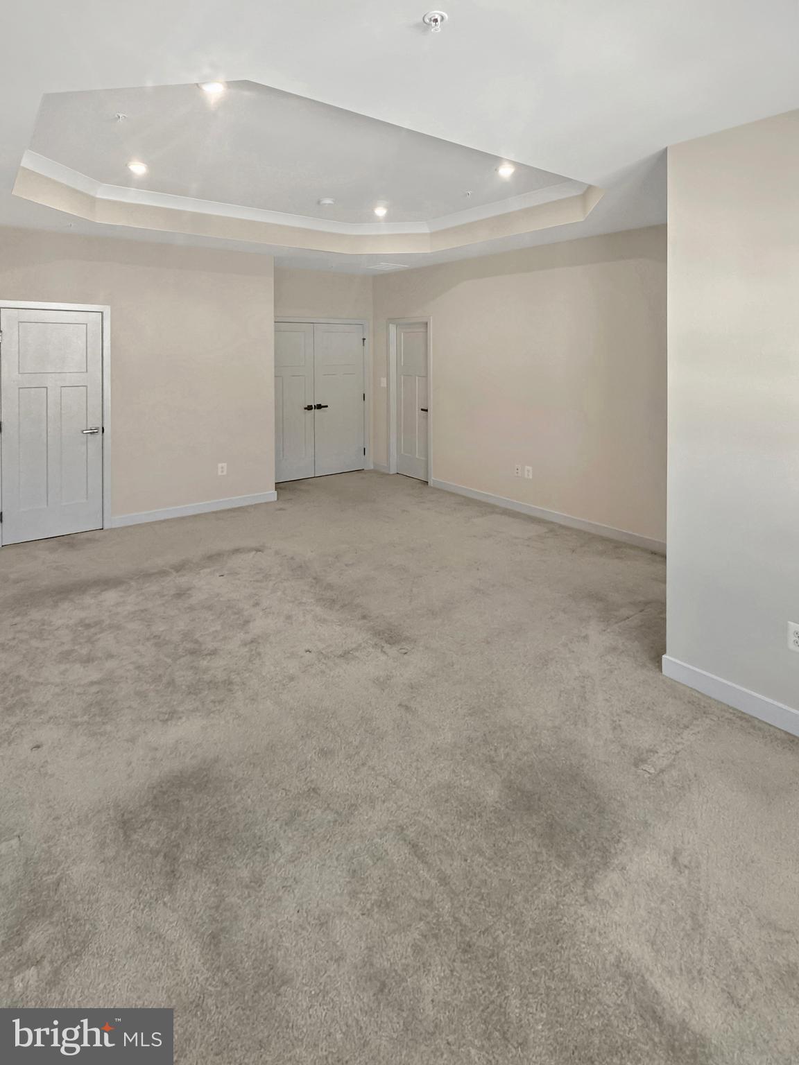 SOUTHLAKE PLAT 1 - Residential Lease