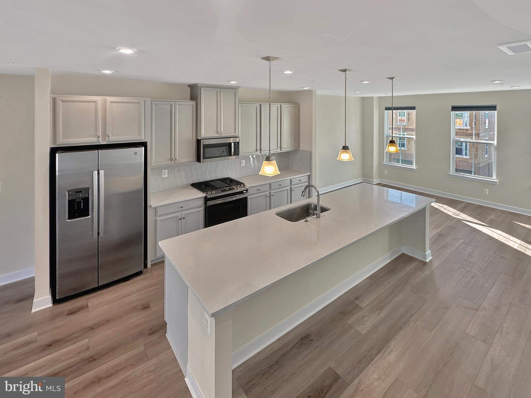 SOUTHLAKE PLAT 1 - Residential Lease