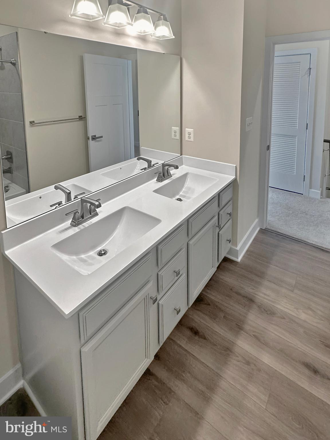 SOUTHLAKE PLAT 1 - Residential Lease