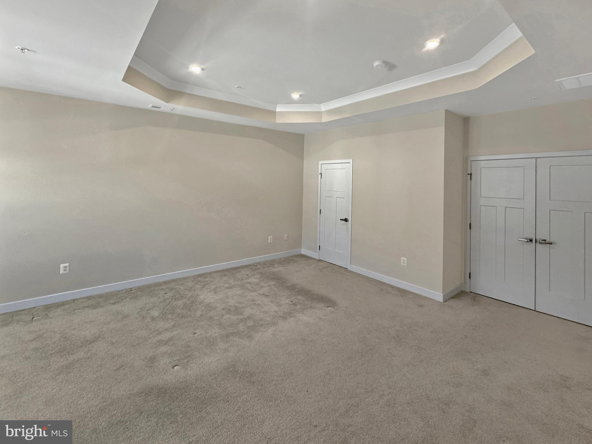 SOUTHLAKE PLAT 1 - Residential Lease