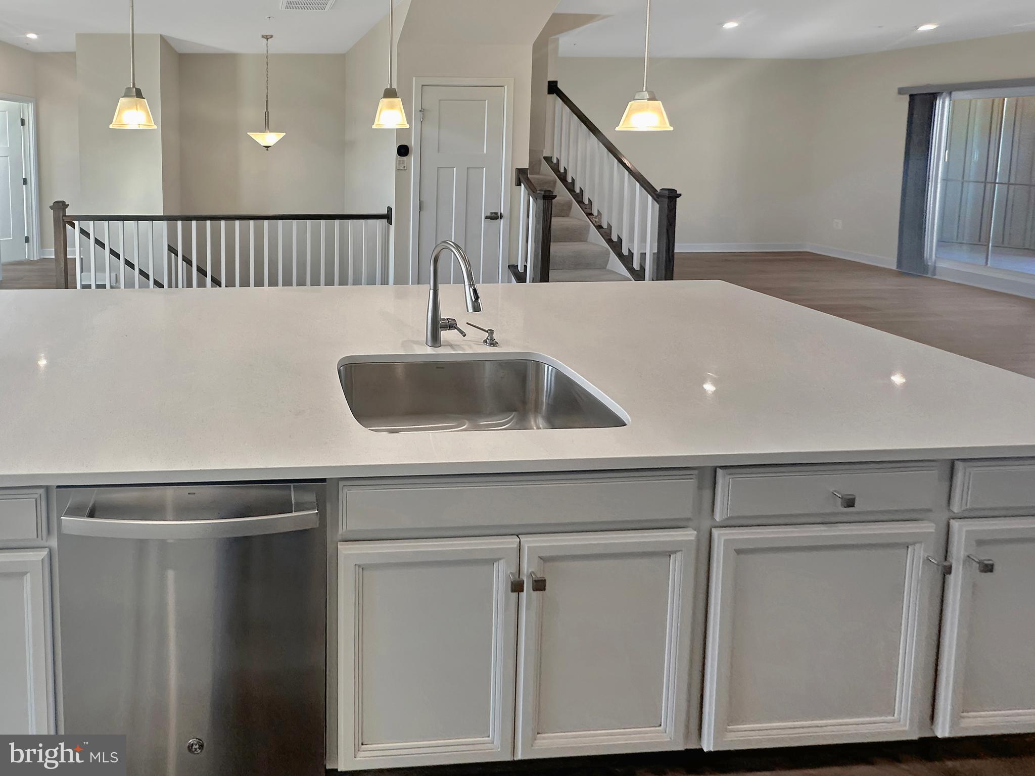 SOUTHLAKE PLAT 1 - Residential Lease