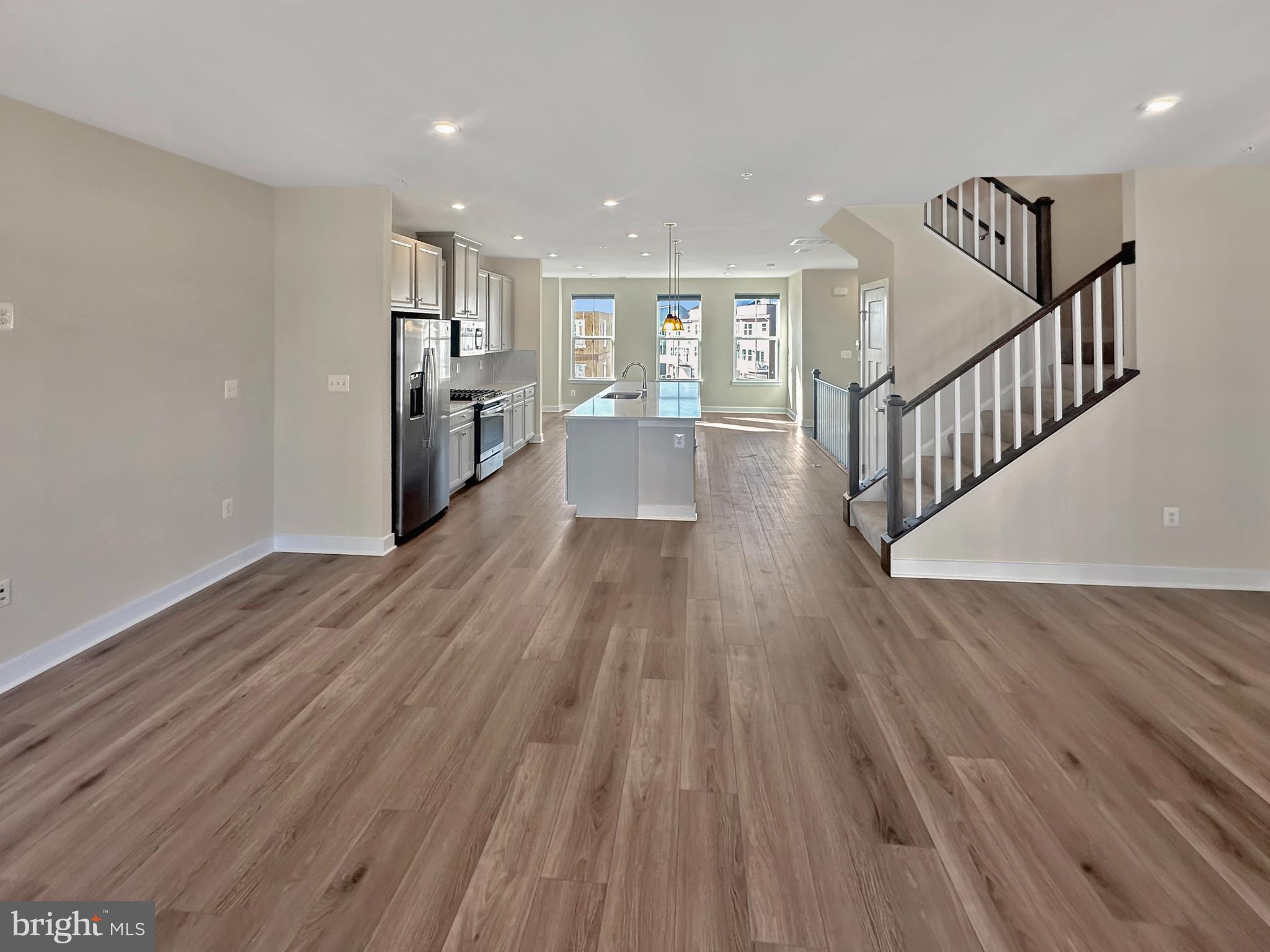 SOUTHLAKE PLAT 1 - Residential Lease