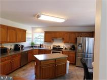 FOXBOROUGH - Residential Lease
