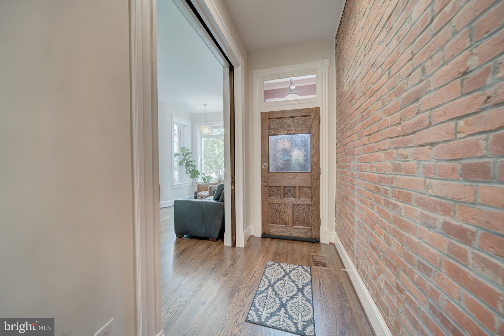 1842 NORTH CAPITOL STREET NW