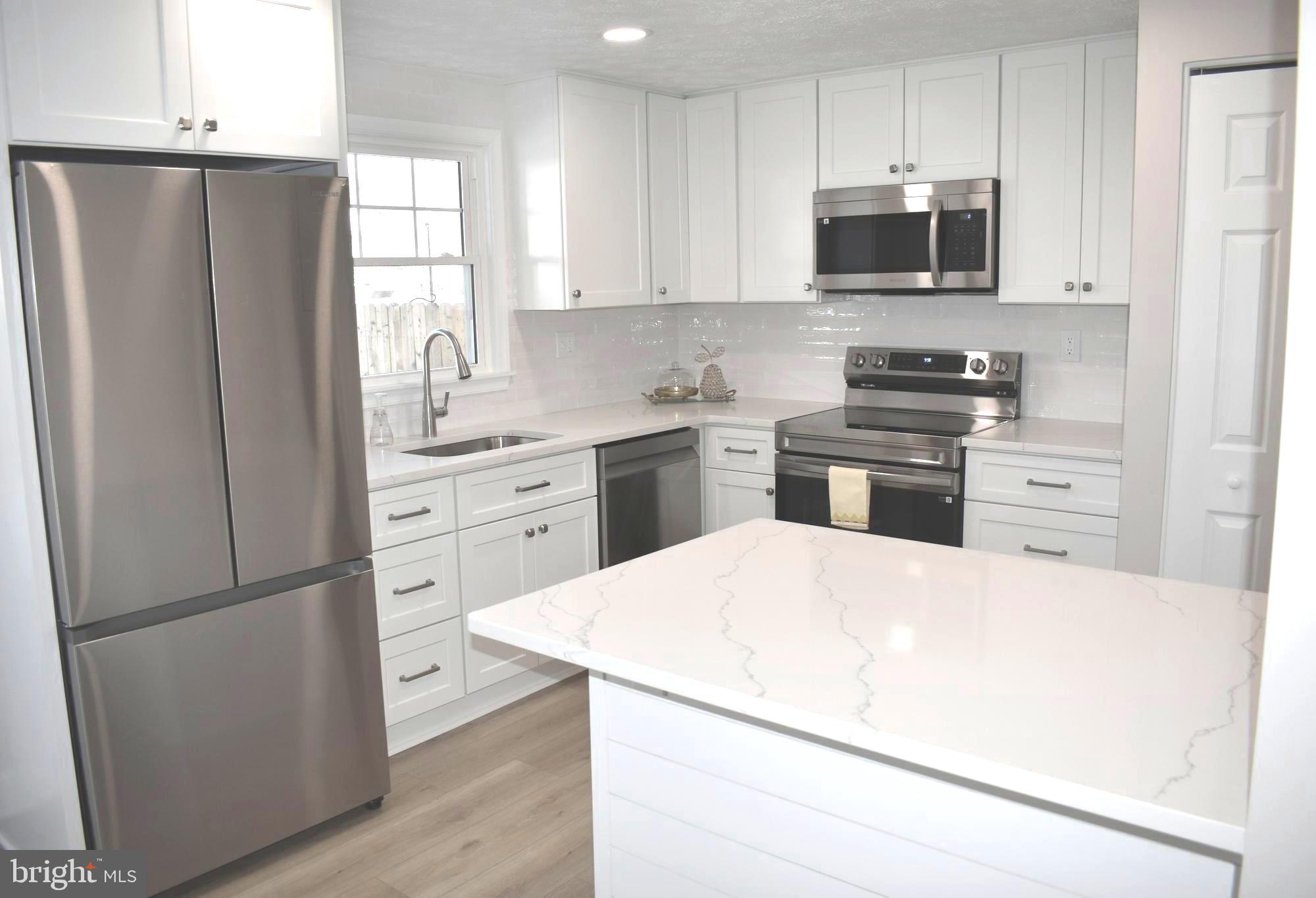 REVELL DOWNS - Residential