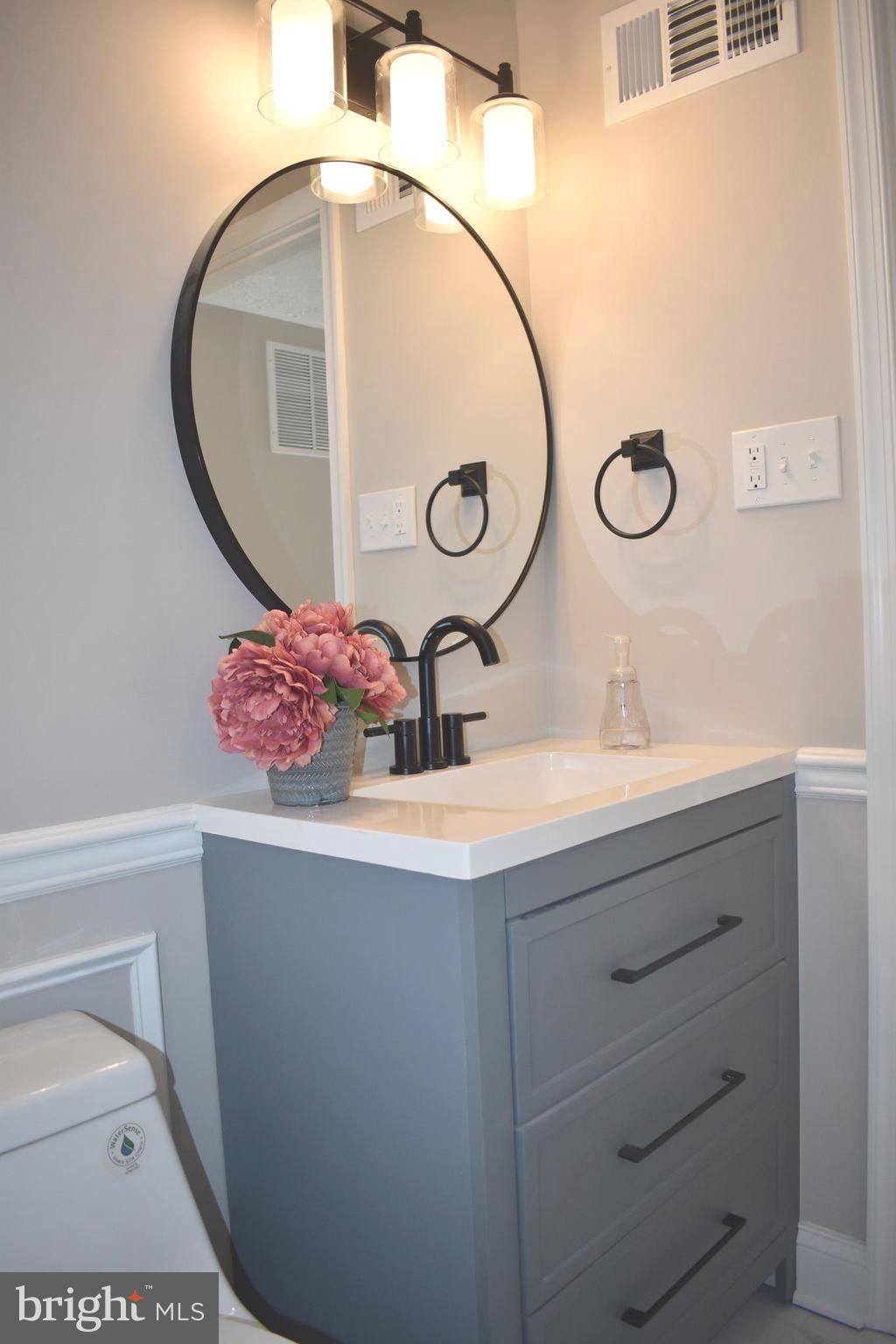 REVELL DOWNS - Residential