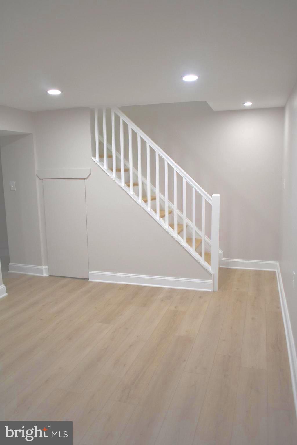 REVELL DOWNS - Residential