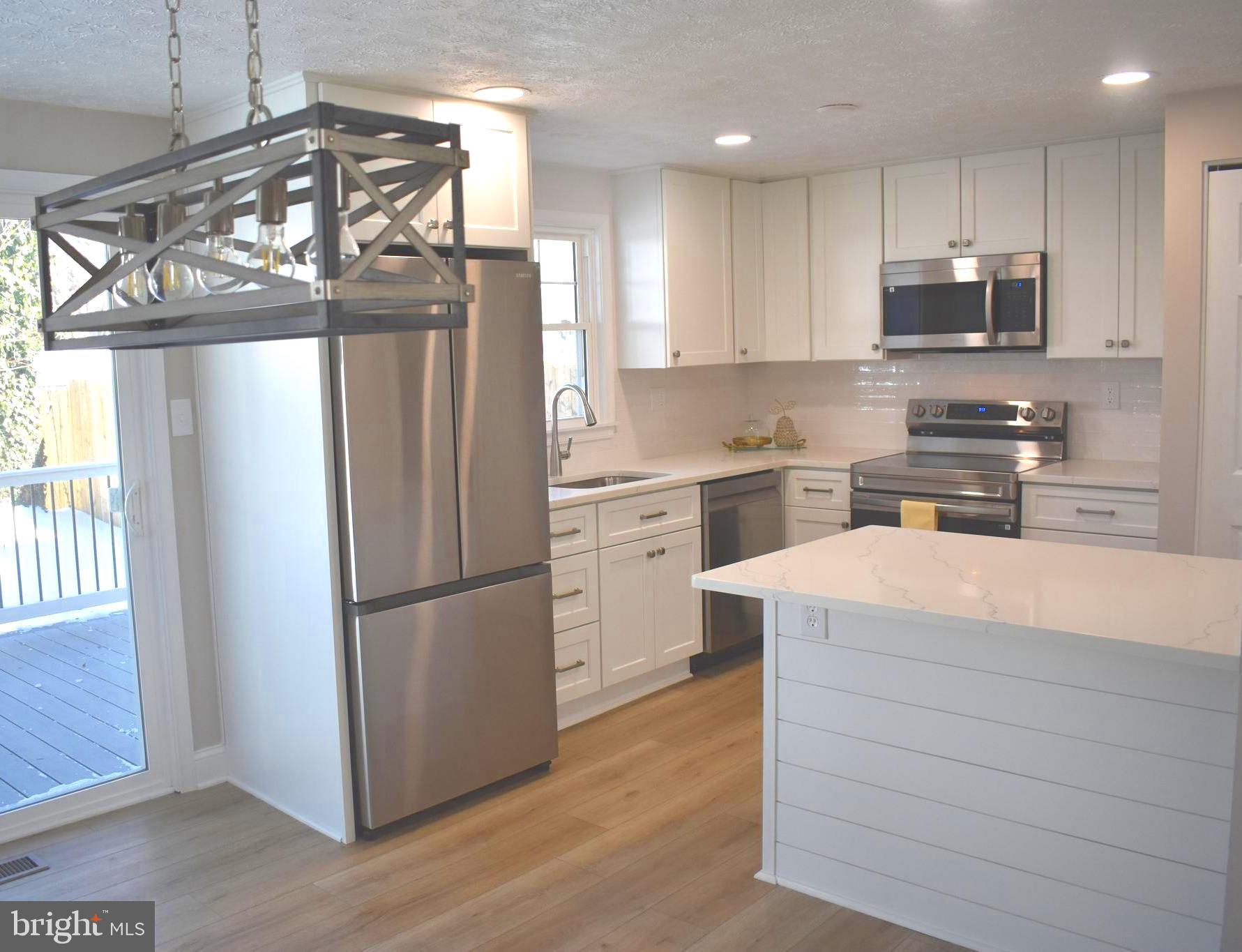 REVELL DOWNS - Residential