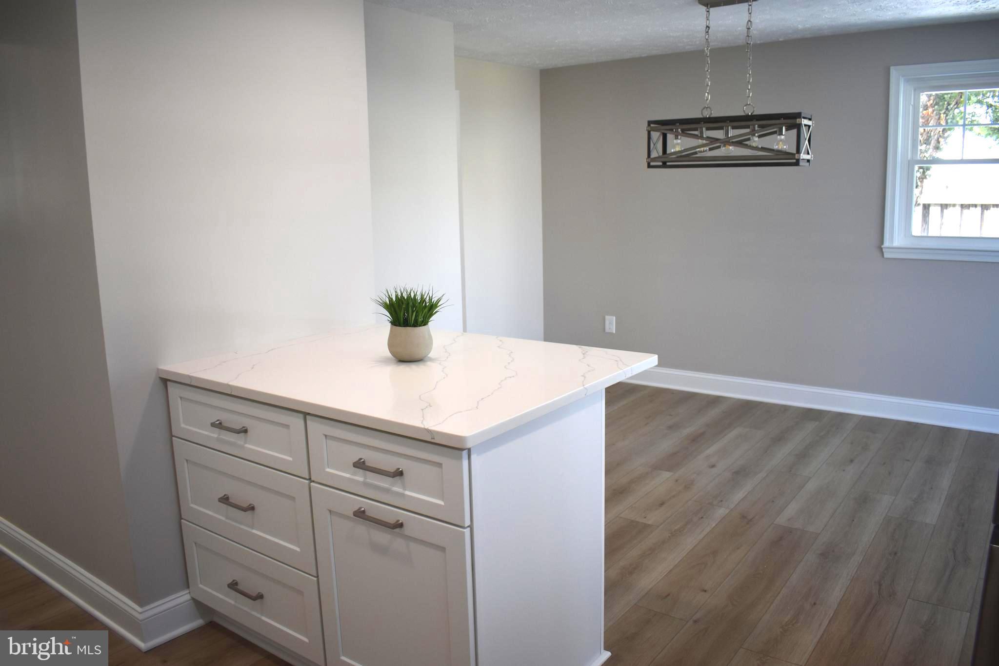 REVELL DOWNS - Residential