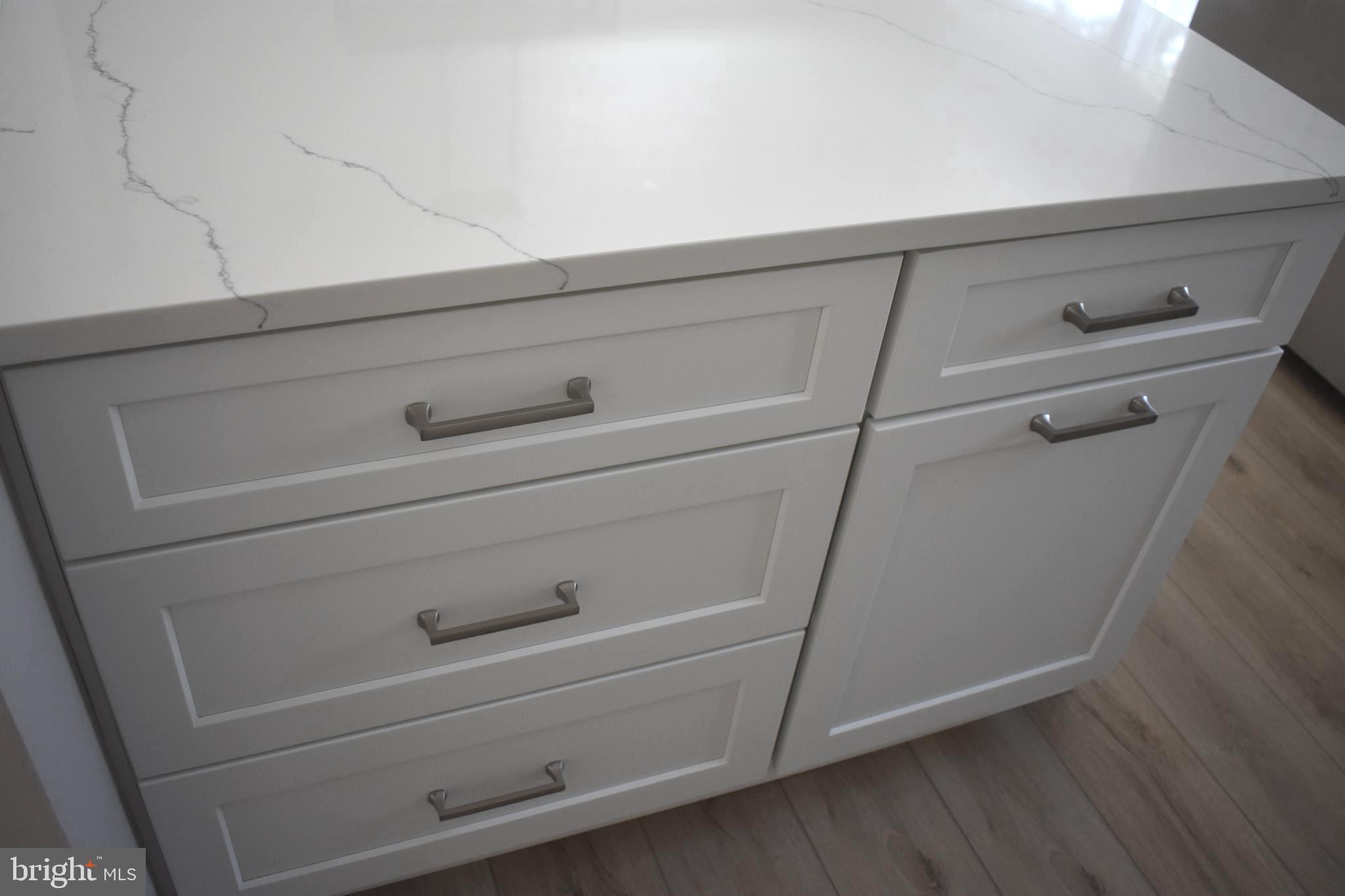 REVELL DOWNS - Residential