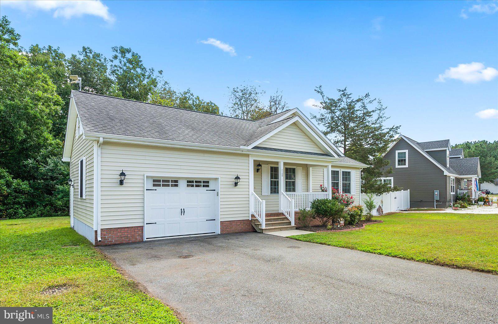 ARCADIA VILLAGE - Residential