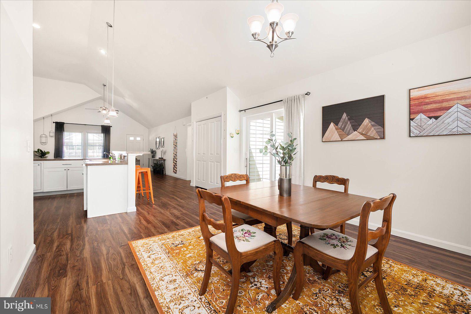 ARCADIA VILLAGE - Residential