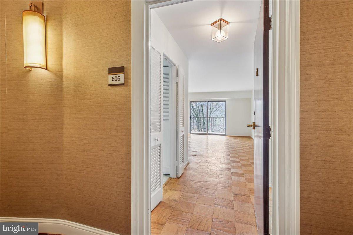 PARKSIDE PLAZA CODM - Residential