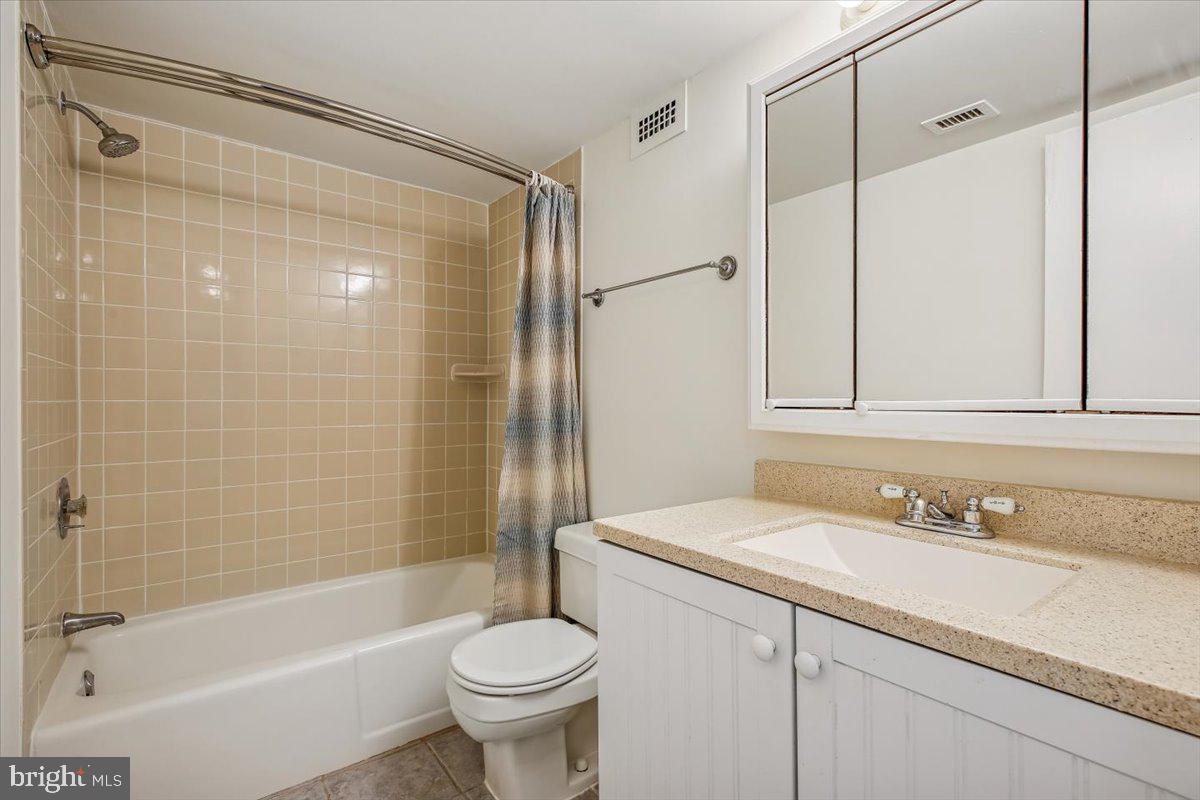 PARKSIDE PLAZA CODM - Residential