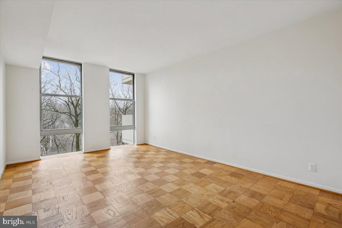 PARKSIDE PLAZA CODM - Residential