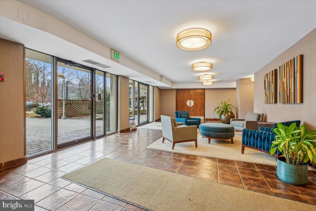 PARKSIDE PLAZA CODM - Residential