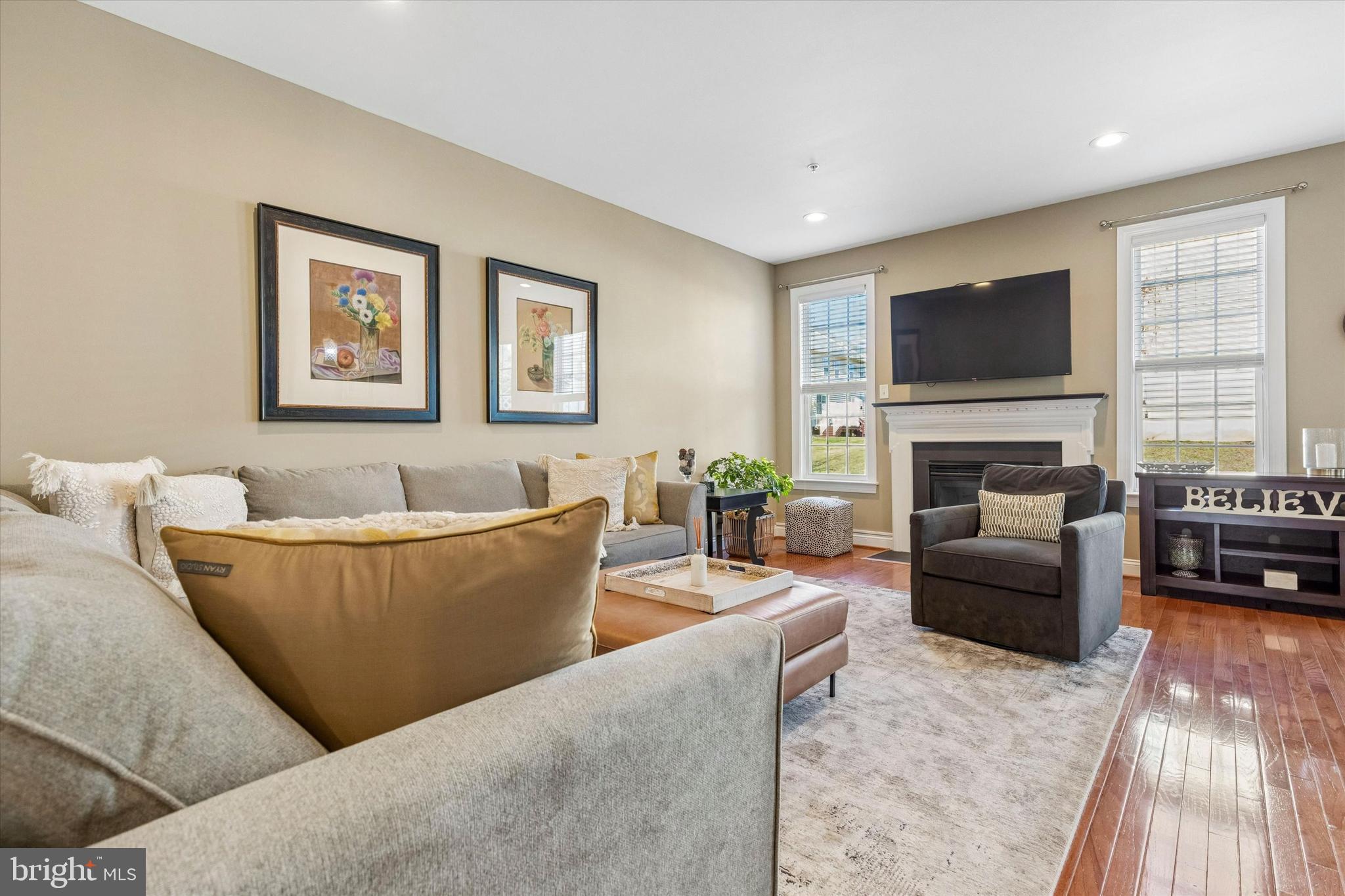 TH AT HERITAGE CNTR - Residential