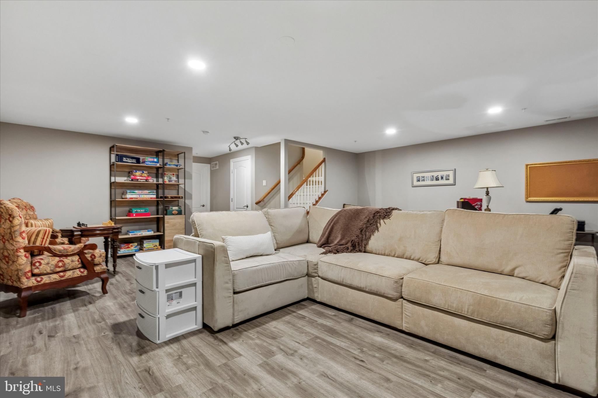 TH AT HERITAGE CNTR - Residential