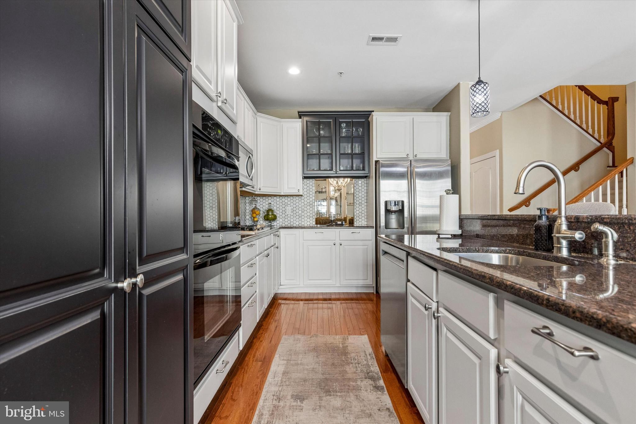 TH AT HERITAGE CNTR - Residential