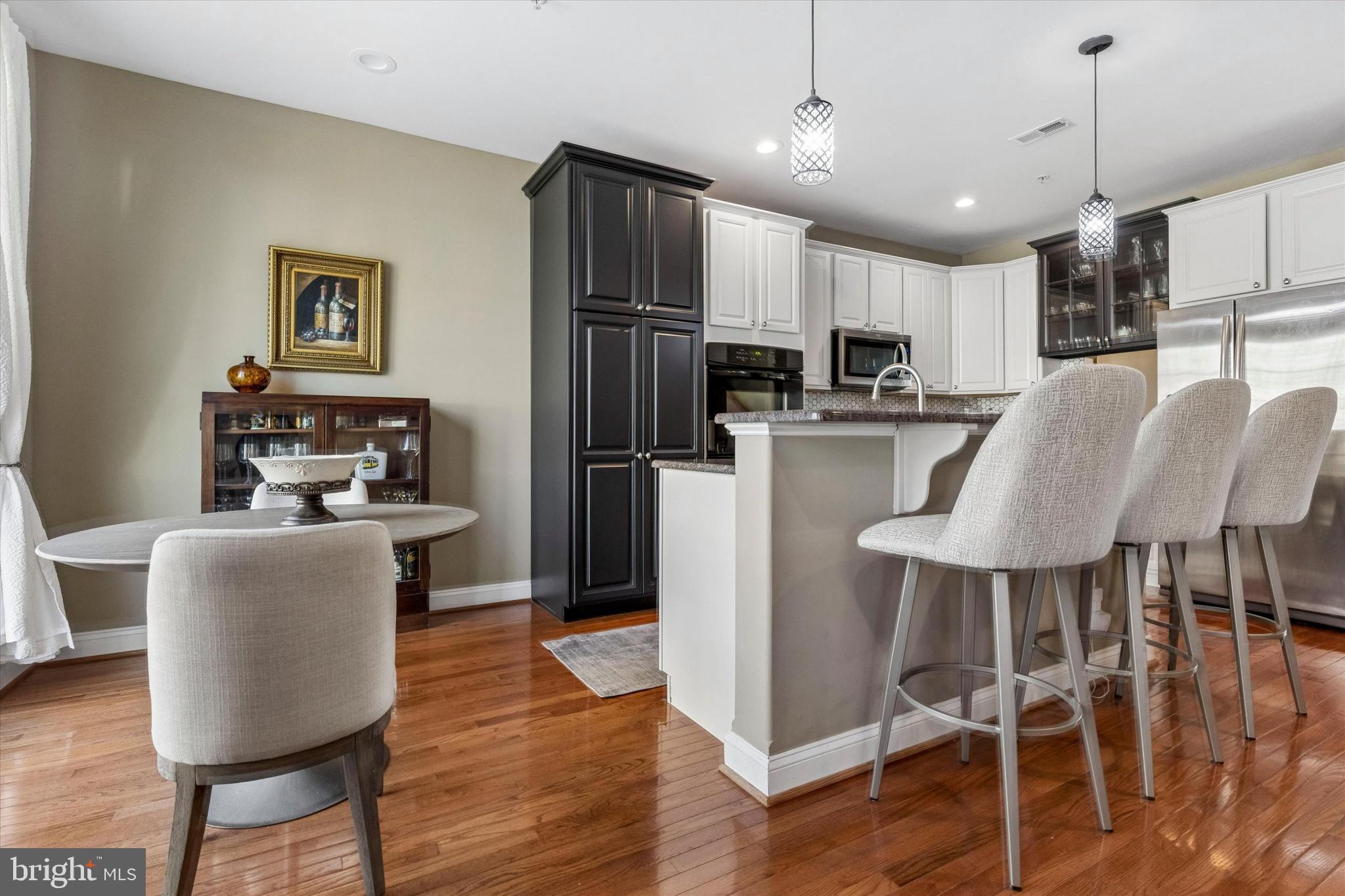 TH AT HERITAGE CNTR - Residential